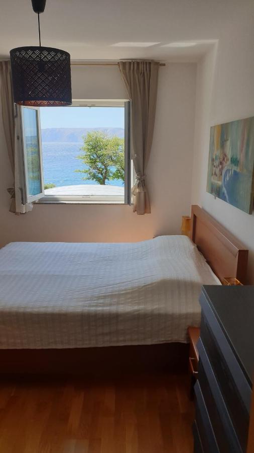 Beachfront Apartmant Veli ノヴィ・ヴィノドロスキー エクステリア 写真